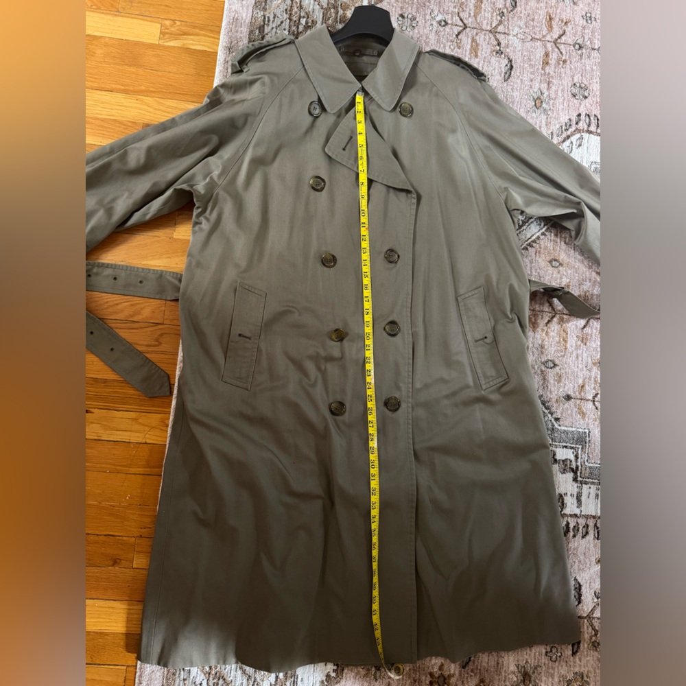 Vintage Burberry Double Breasted Trench Coat - Picture 11 of 12